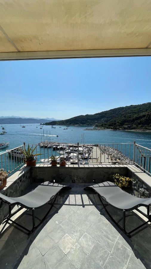 Seafront Rooftop Flat W/ Terrace Porto Venere Bagian luar foto
